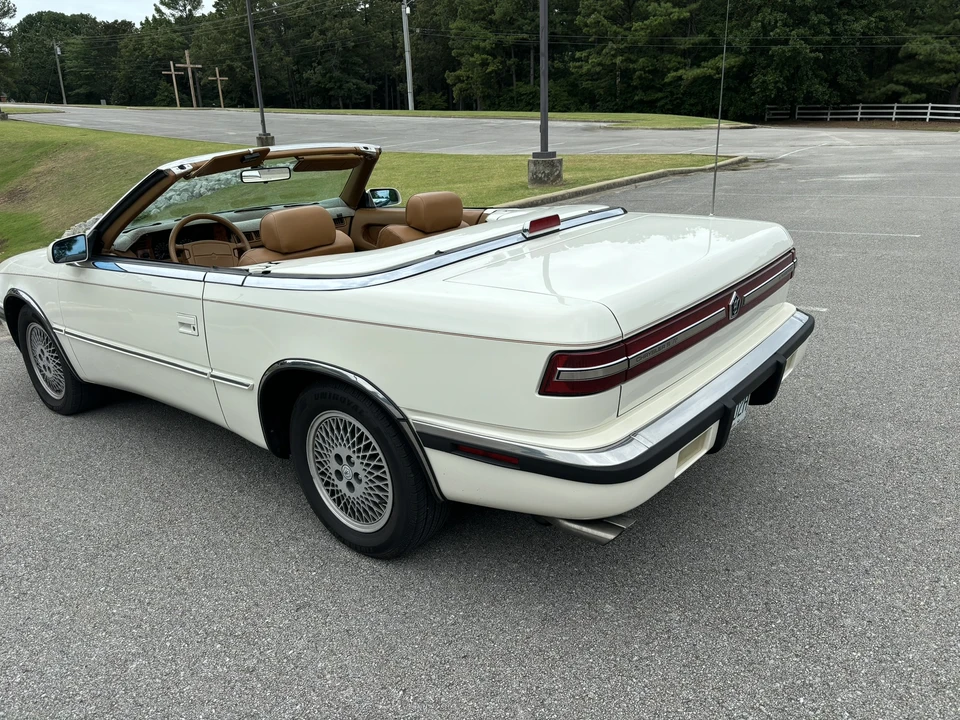 1991 Chrysler TC by Maserati - Image 6 of 31