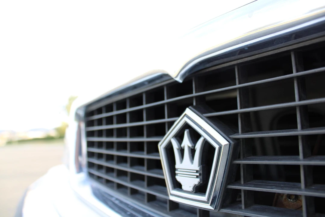 1991 Chrysler TC by Maserati - Image 23 of 31