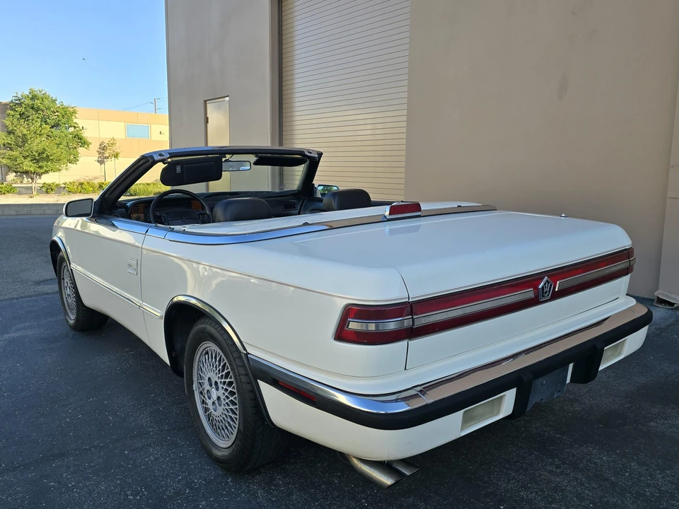 1991 Chrysler TC by Maserati - Image 20 of 31