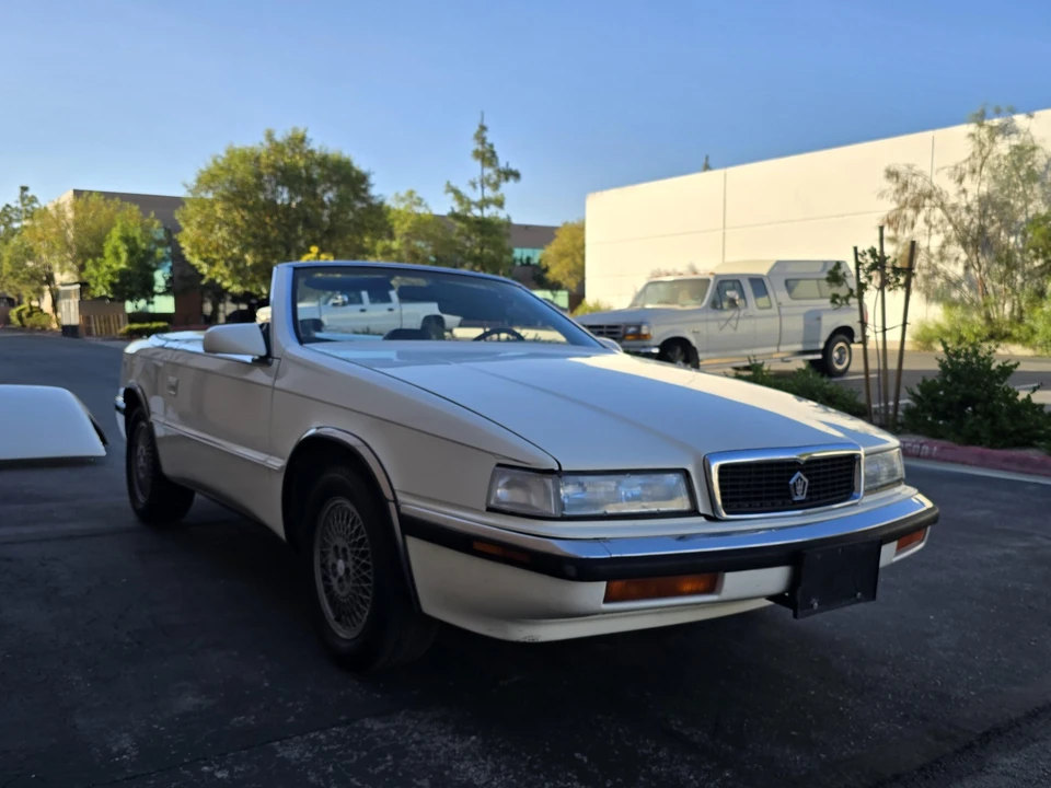 1991 Chrysler TC by Maserati - Image 22 of 31