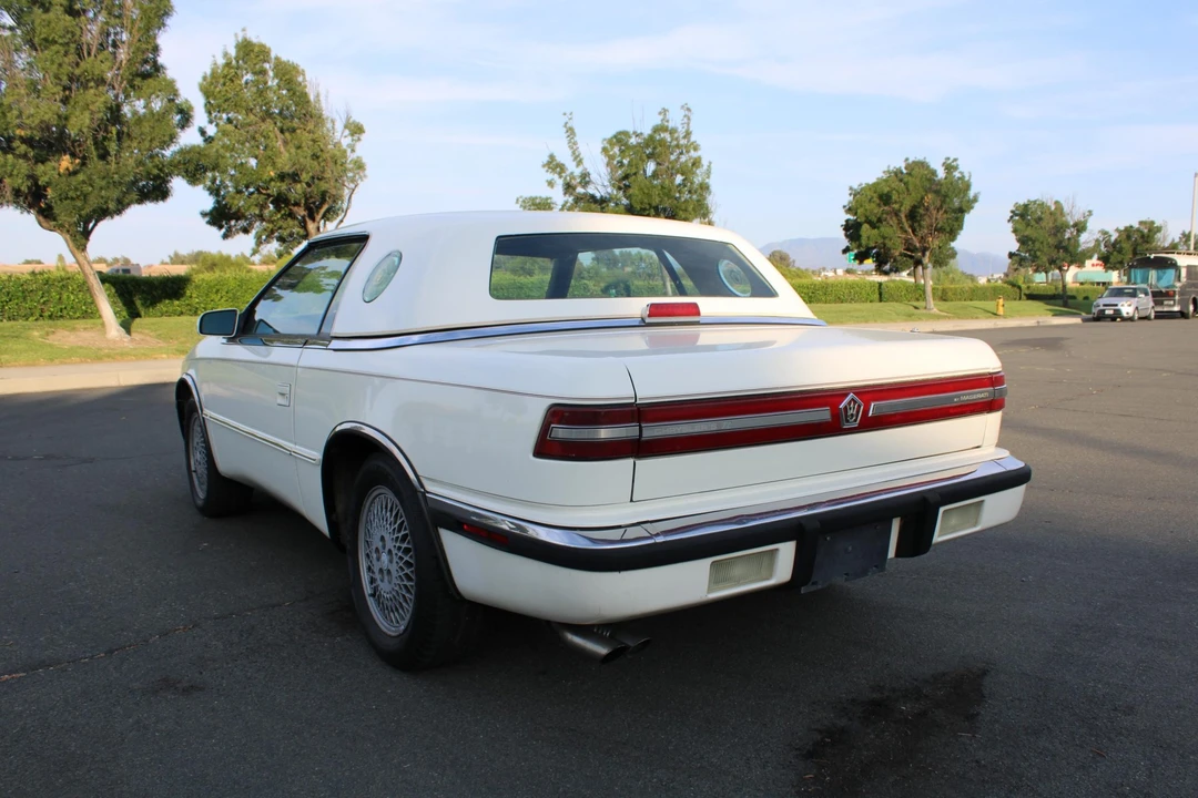 1991 Chrysler TC by Maserati - Image 5 of 31