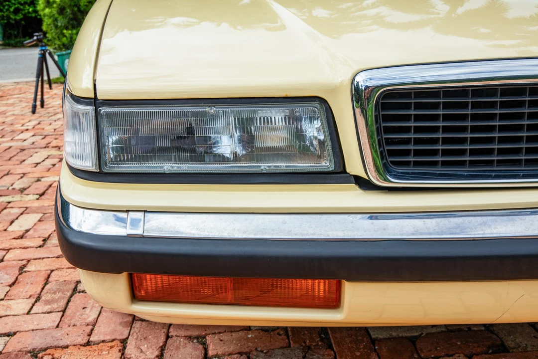 1991 Chrysler TC by Maserati - Image 15 of 31
