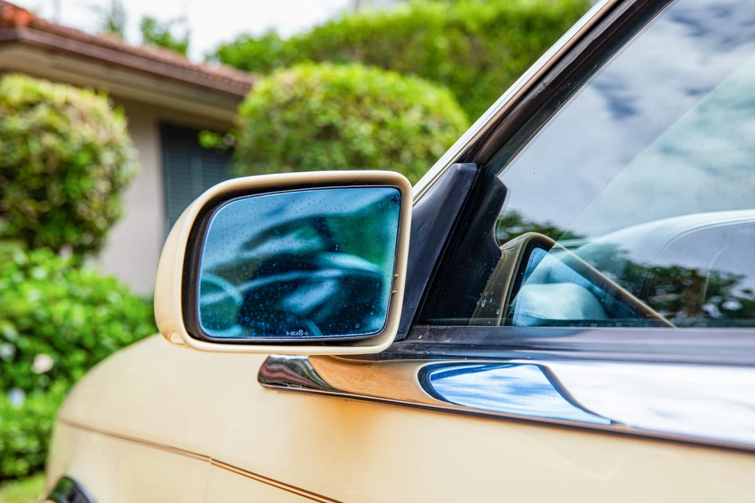 1991 Chrysler TC by Maserati - Image 21 of 31