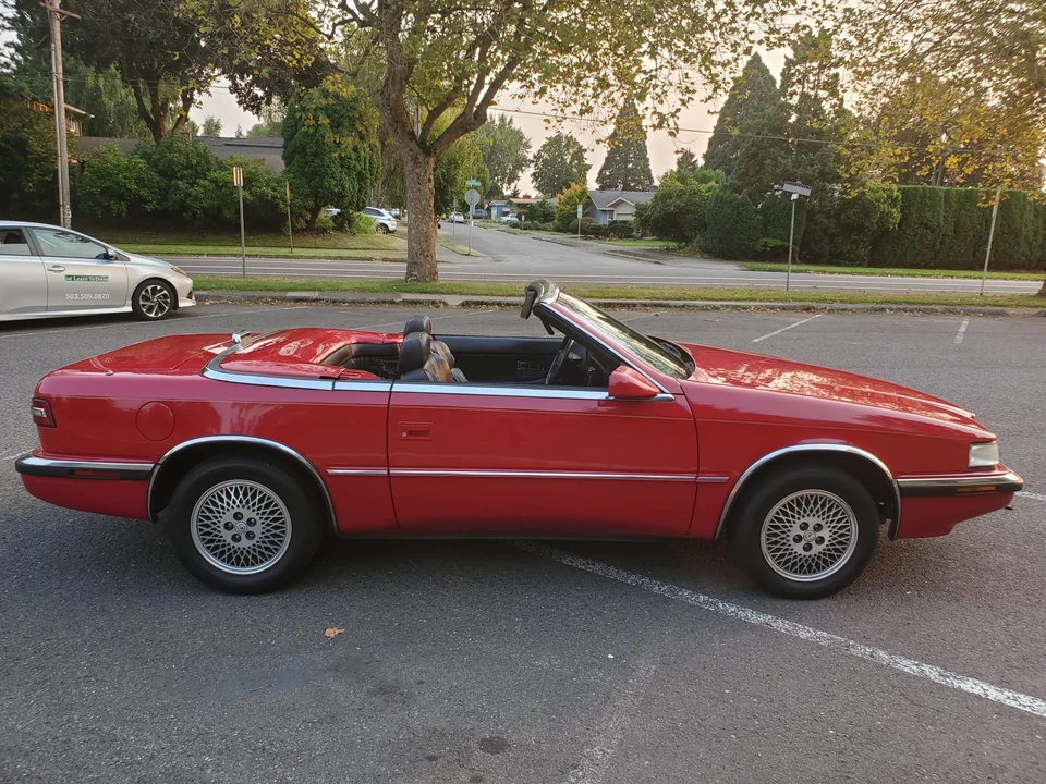 1991 Chrysler TC by Maserati - Image 11 of 31