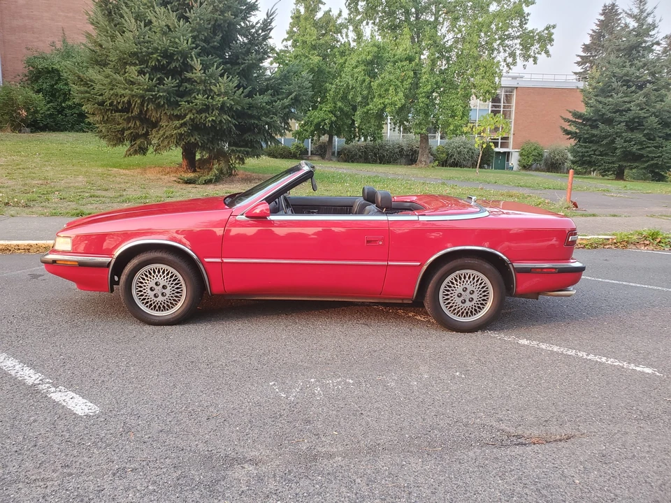 1991 Chrysler TC by Maserati - Image 6 of 31