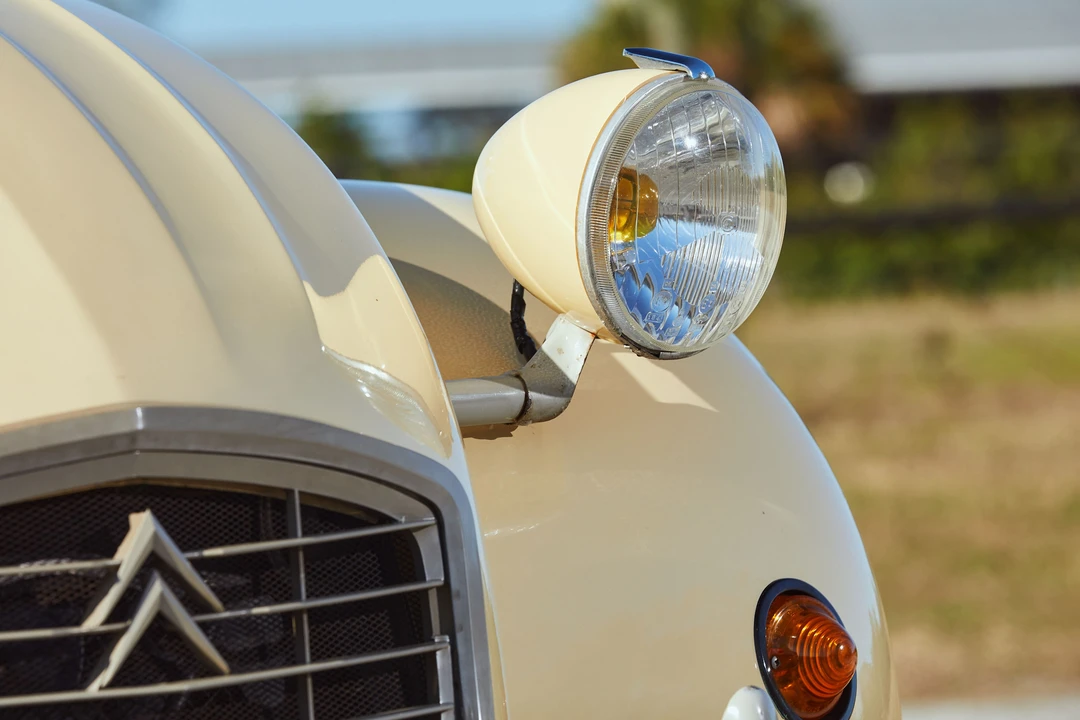 1991 Citroen 2CV - Image 28 of 31