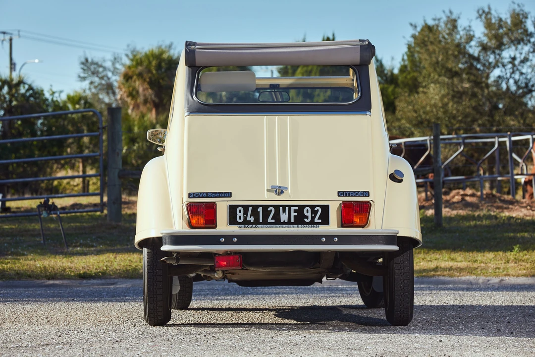 1991 Citroen 2CV - Image 13 of 31