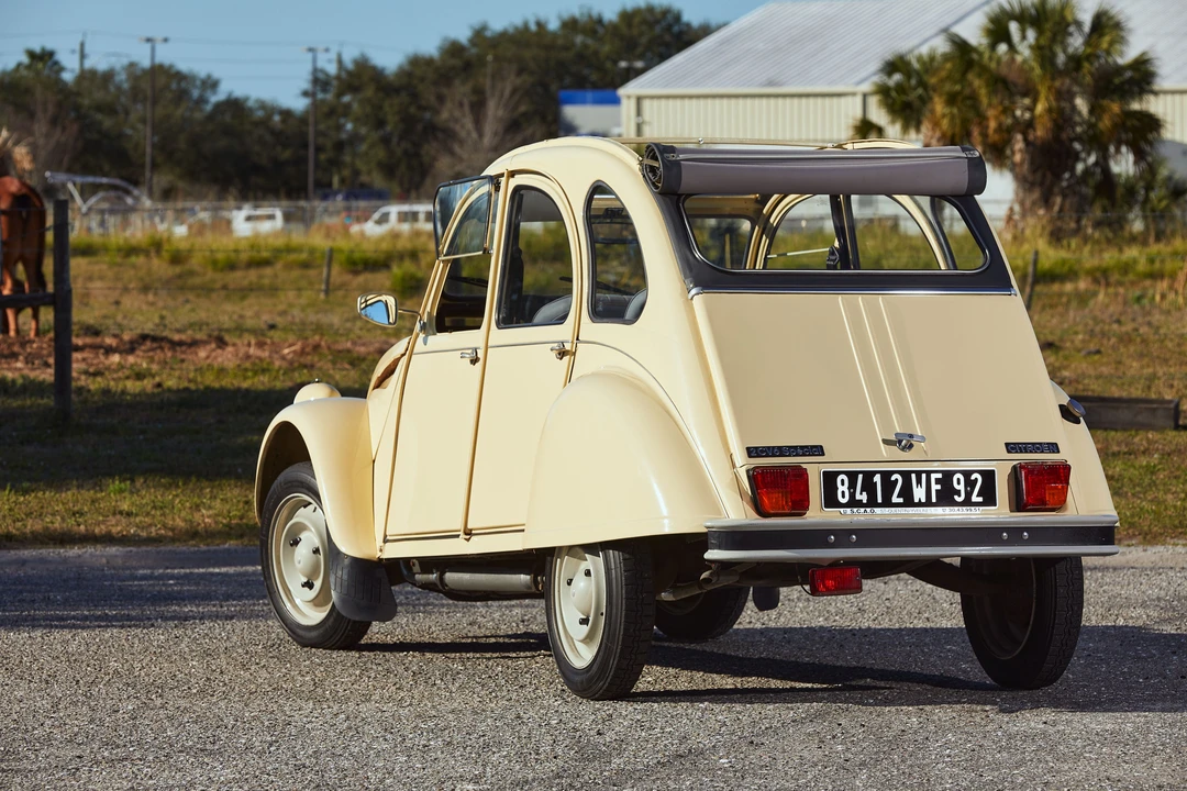 1991 Citroen 2CV - Image 16 of 31