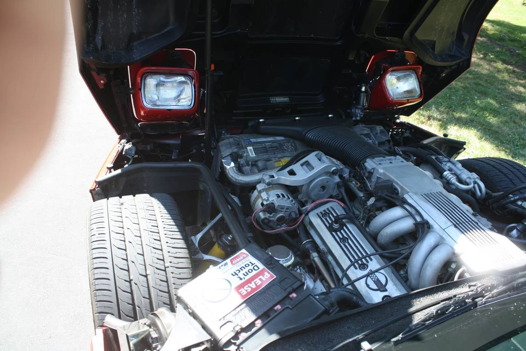 1991 Chevrolet Corvette C4 - Image 17 of 21