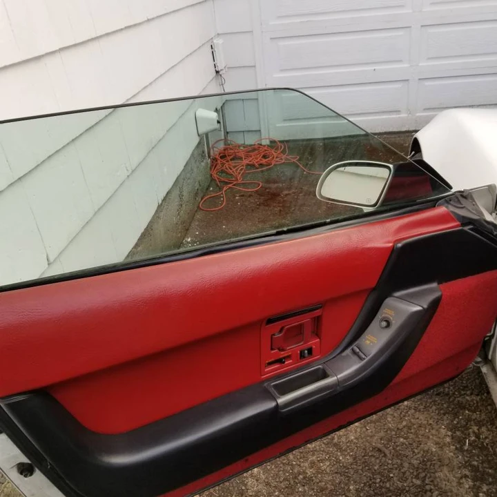 1991 Chevrolet Corvette C4 - Image 16 of 24