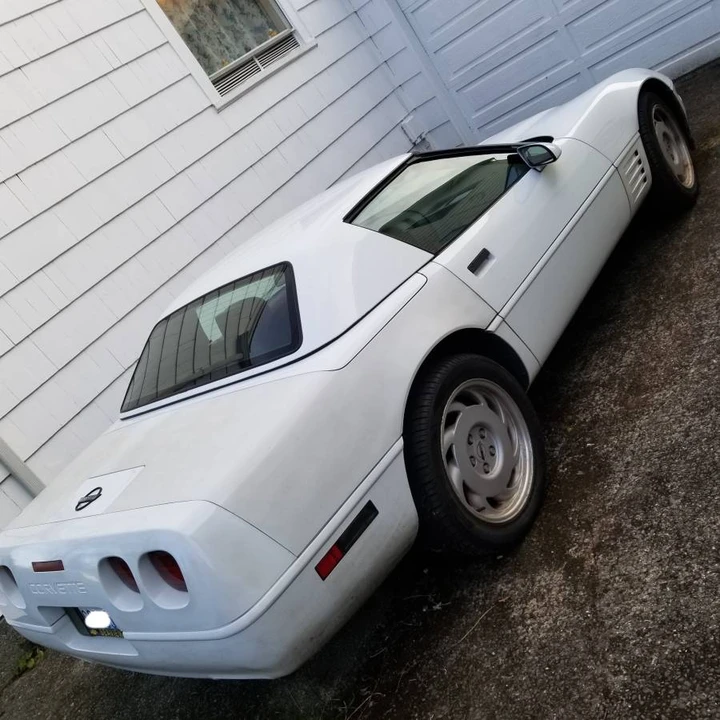 1991 Chevrolet Corvette C4 - Image 9 of 24