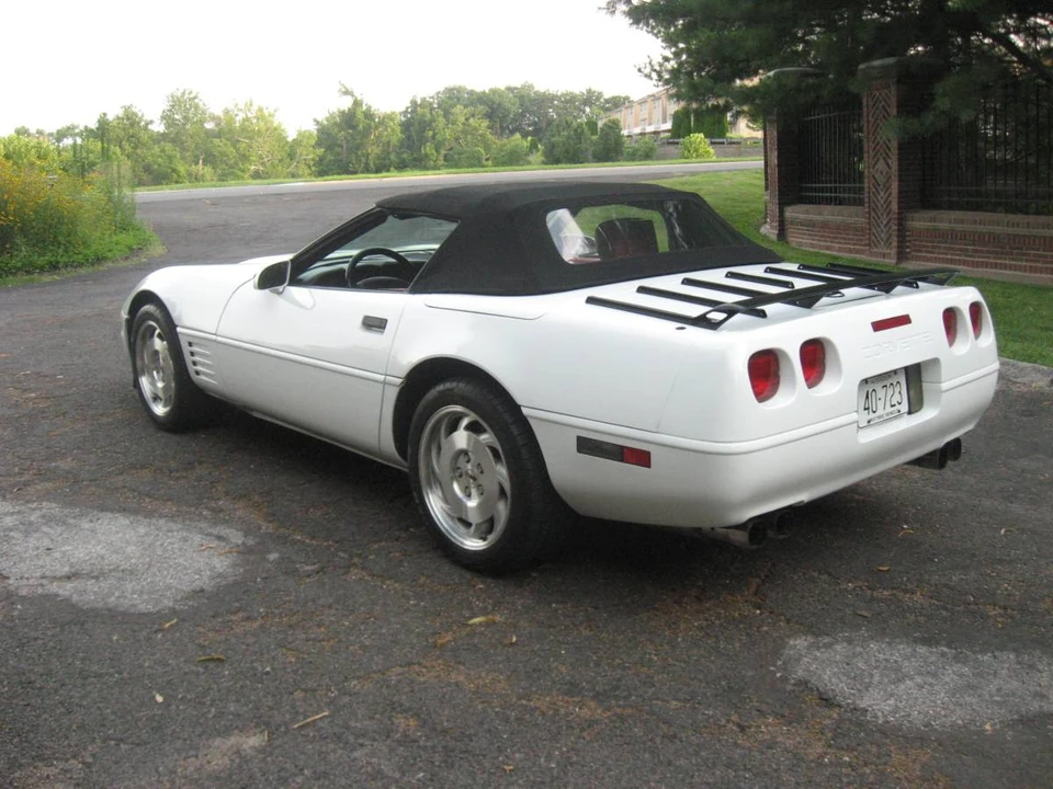 1991 Chevrolet Corvette C4 - Image 6 of 19