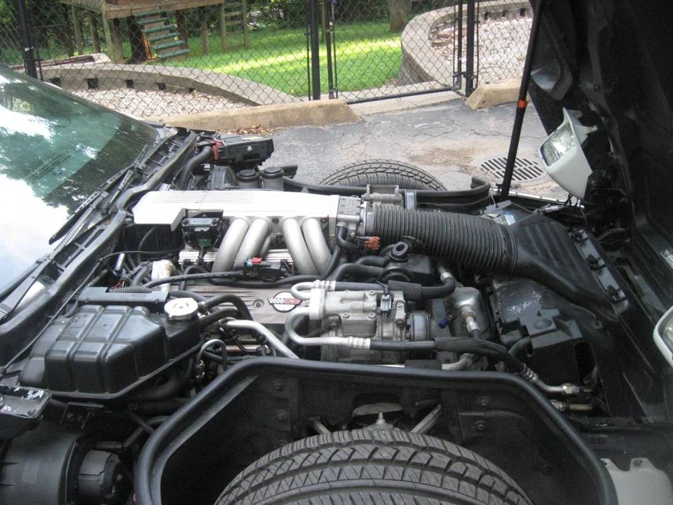 1991 Chevrolet Corvette C4 - Image 10 of 19