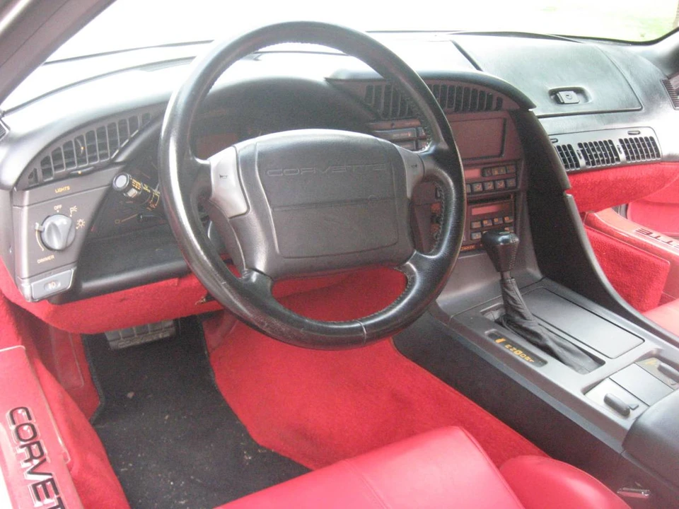 1991 Chevrolet Corvette C4 - Image 18 of 19