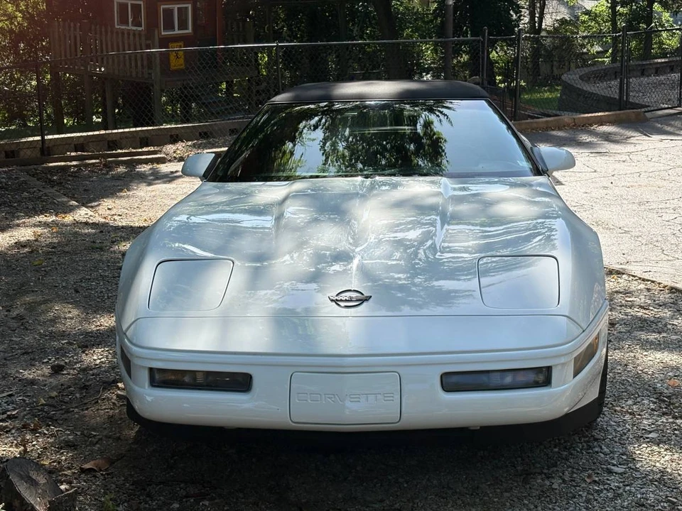 1991 Chevrolet Corvette C4 - Image 8 of 19