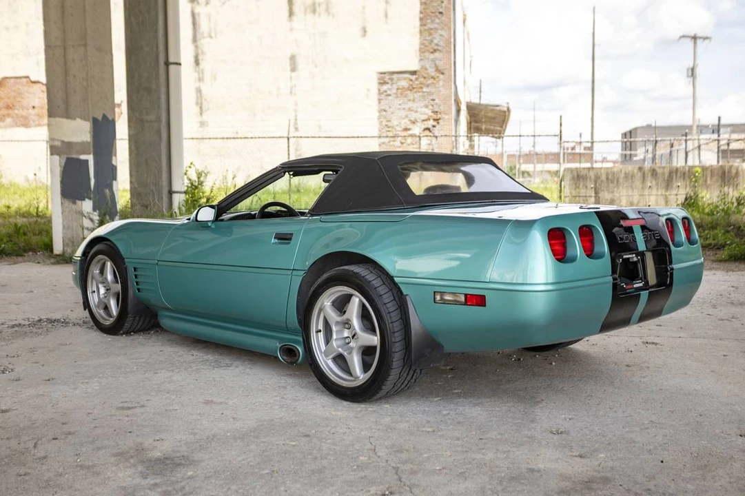 1991 Chevrolet Corvette C4 - Image 8 of 24
