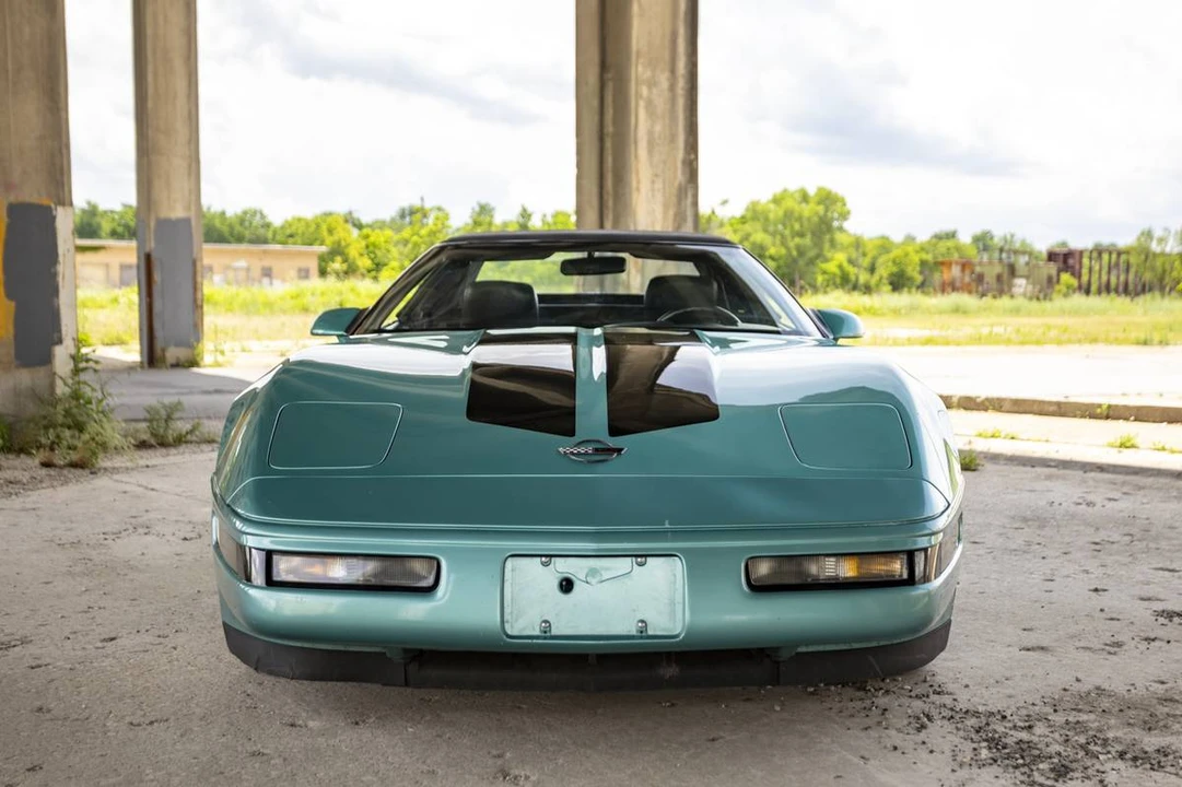1991 Chevrolet Corvette C4 - Image 6 of 24