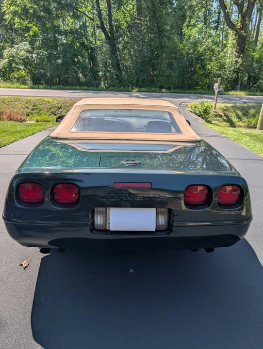 1991 Chevrolet Corvette C4 - Image 8 of 12