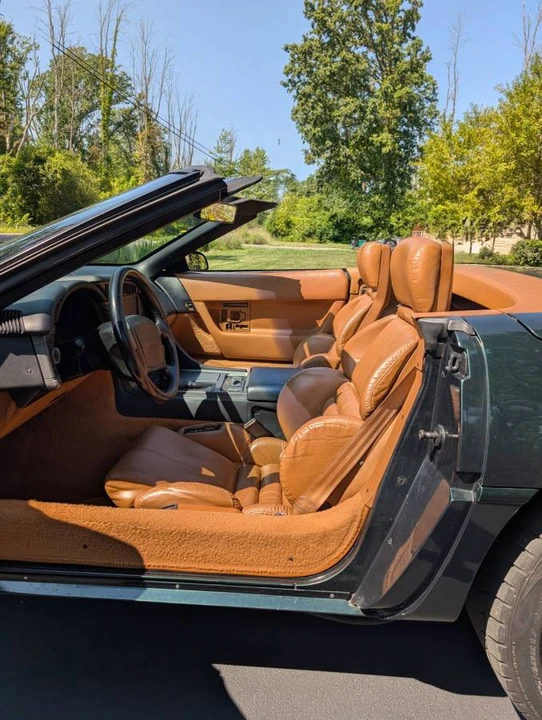 1991 Chevrolet Corvette C4 - Image 4 of 12