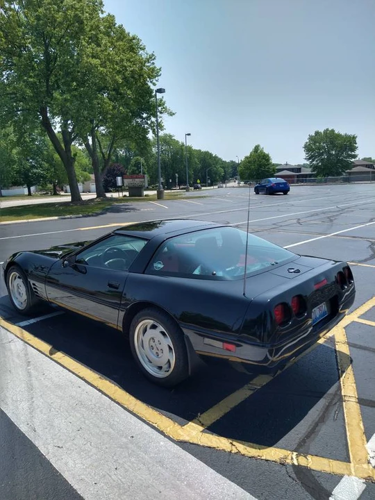 1991 Chevrolet Corvette C4 - Image 6 of 9