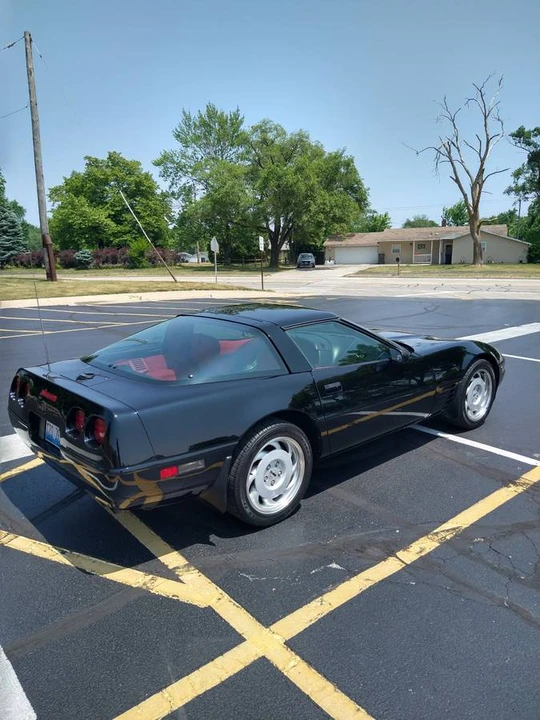 1991 Chevrolet Corvette C4 - Image 4 of 9