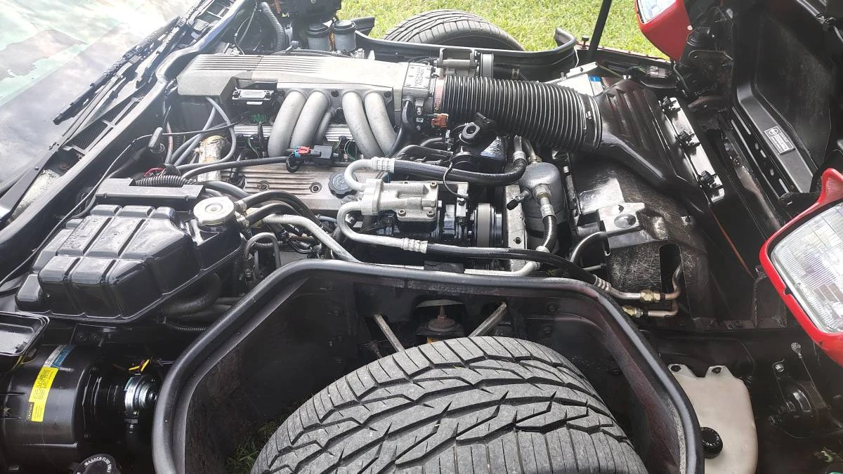 1991 Chevrolet Corvette C4 - Image 13 of 23