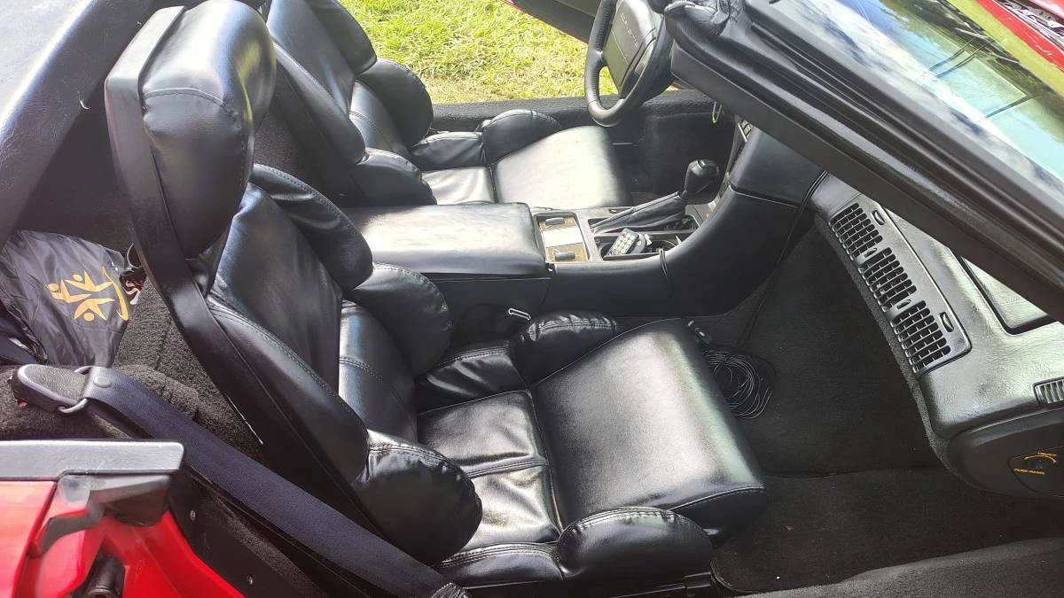 1991 Chevrolet Corvette C4 - Image 18 of 23