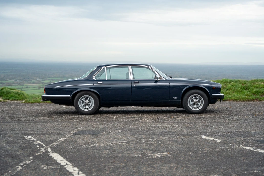 1991 Daimler - Image 7 of 30
