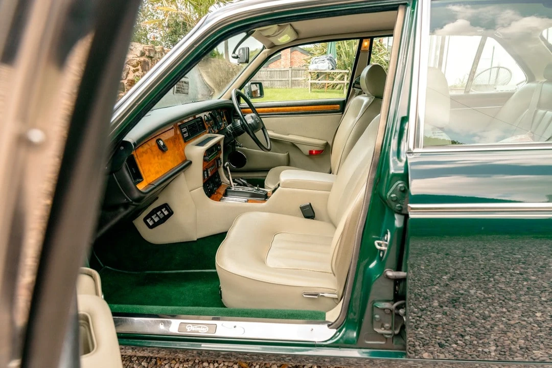 1991 Daimler - Image 29 of 30