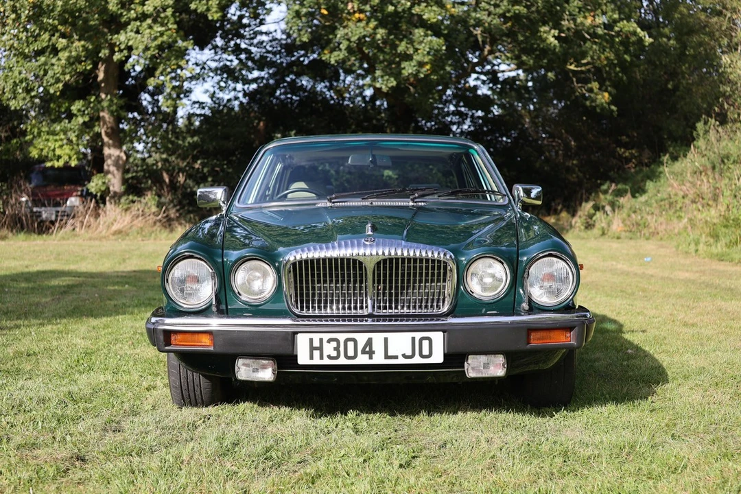 1991 Daimler - Image 4 of 30