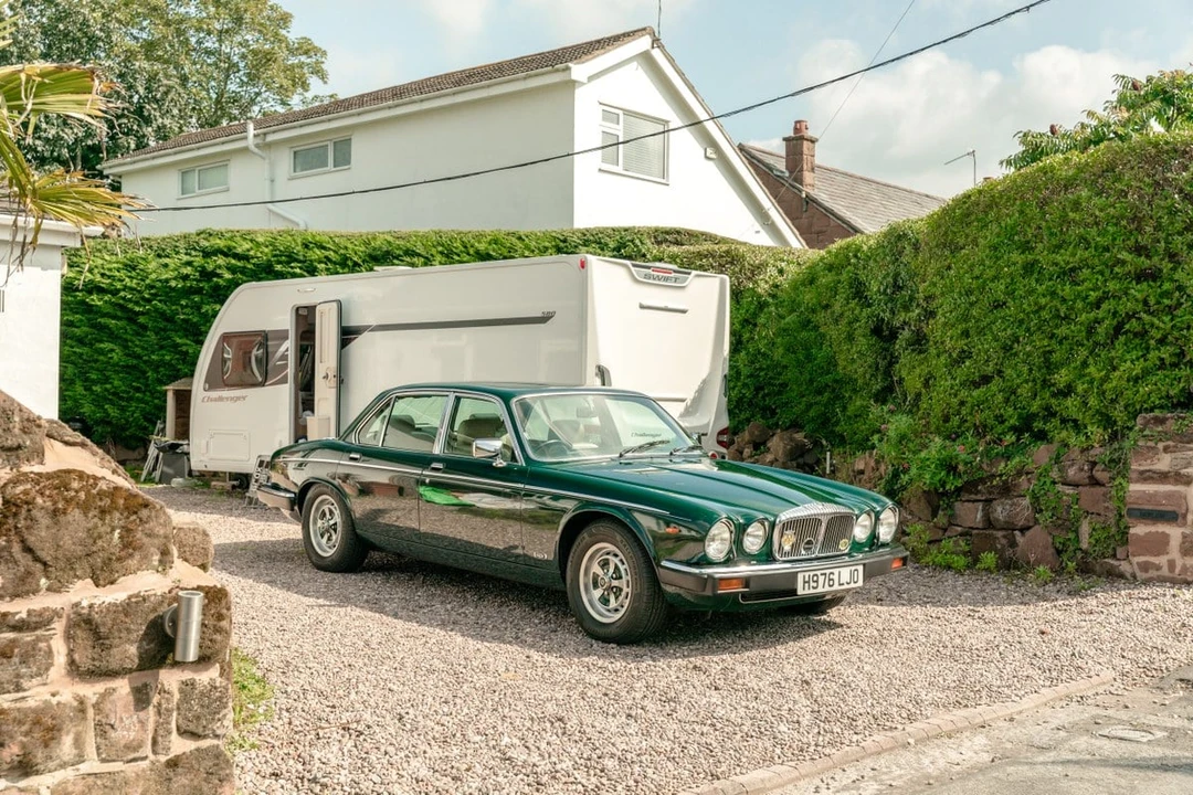 1991 Daimler - Image 2 of 30