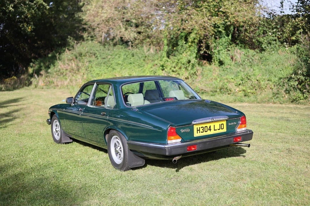 1991 Daimler - Image 11 of 30