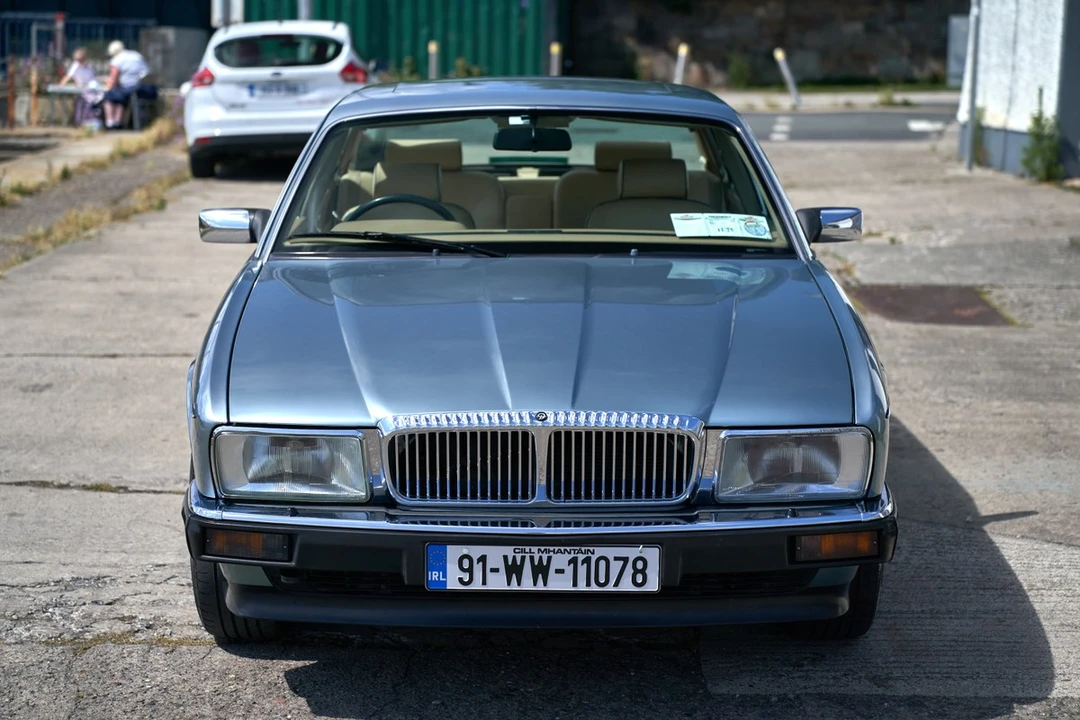 1991 Daimler - Image 2 of 30