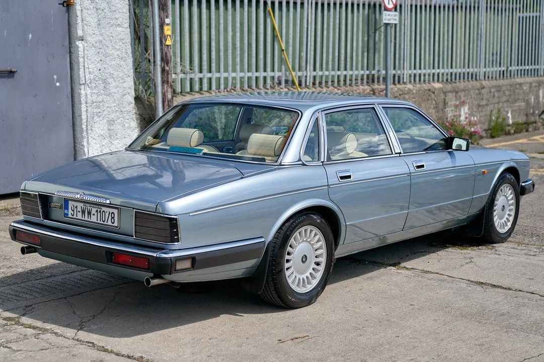 1991 Daimler - Image 17 of 30