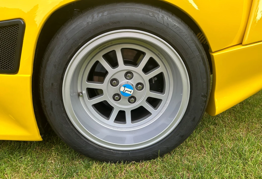 1991 DeTomaso Pantera - Image 8 of 31