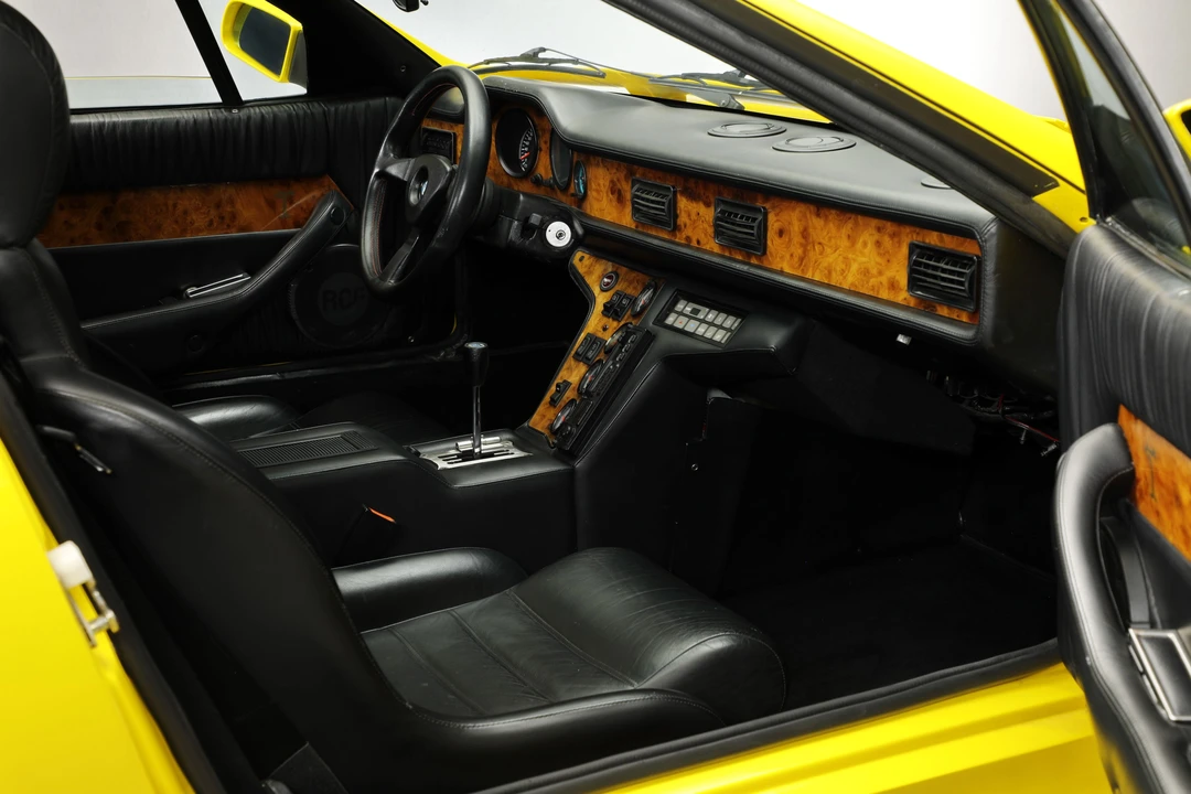 1991 DeTomaso Pantera - Image 25 of 31