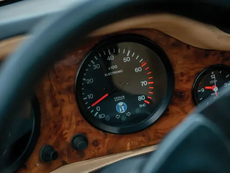 1991 DeTomaso Pantera - Image 12 of 25