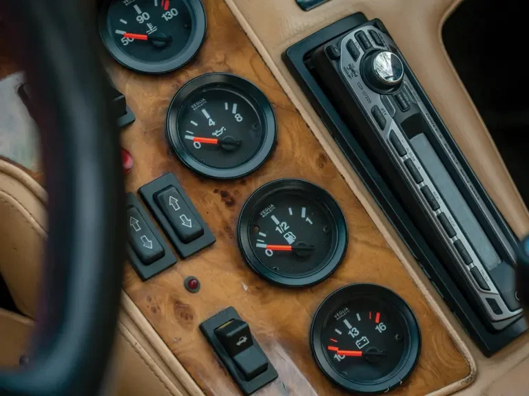 1991 DeTomaso Pantera - Image 13 of 25