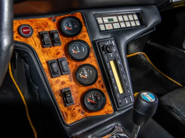 1991 DeTomaso Pantera - Image 19 of 31