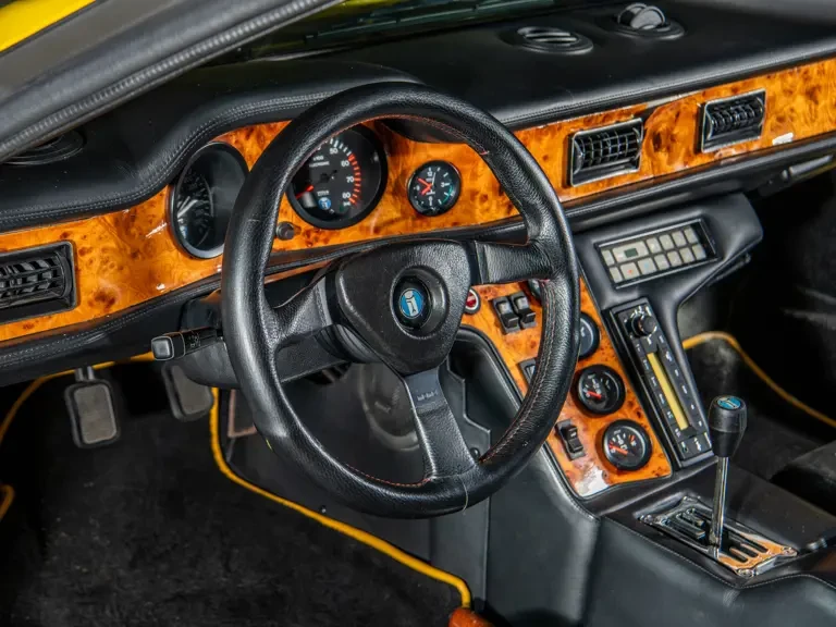 1991 DeTomaso Pantera - Image 15 of 31