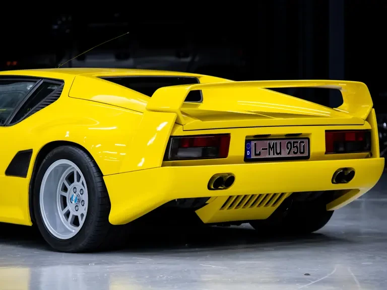 1991 DeTomaso Pantera - Image 29 of 31