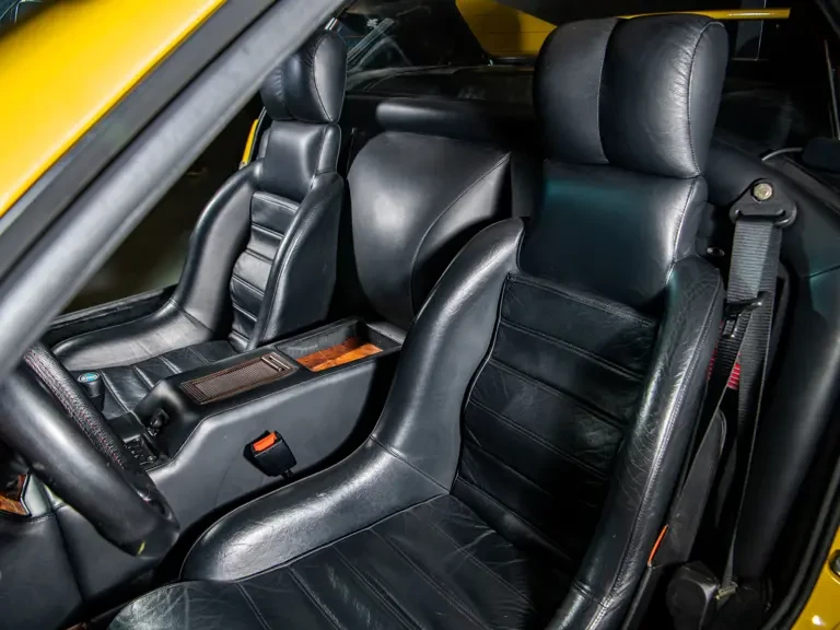 1991 DeTomaso Pantera - Image 22 of 31