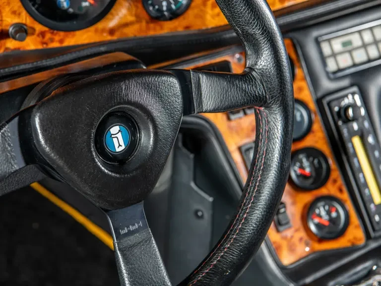 1991 DeTomaso Pantera - Image 16 of 31