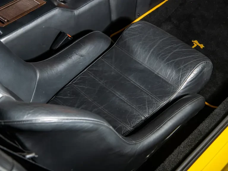 1991 DeTomaso Pantera - Image 24 of 31