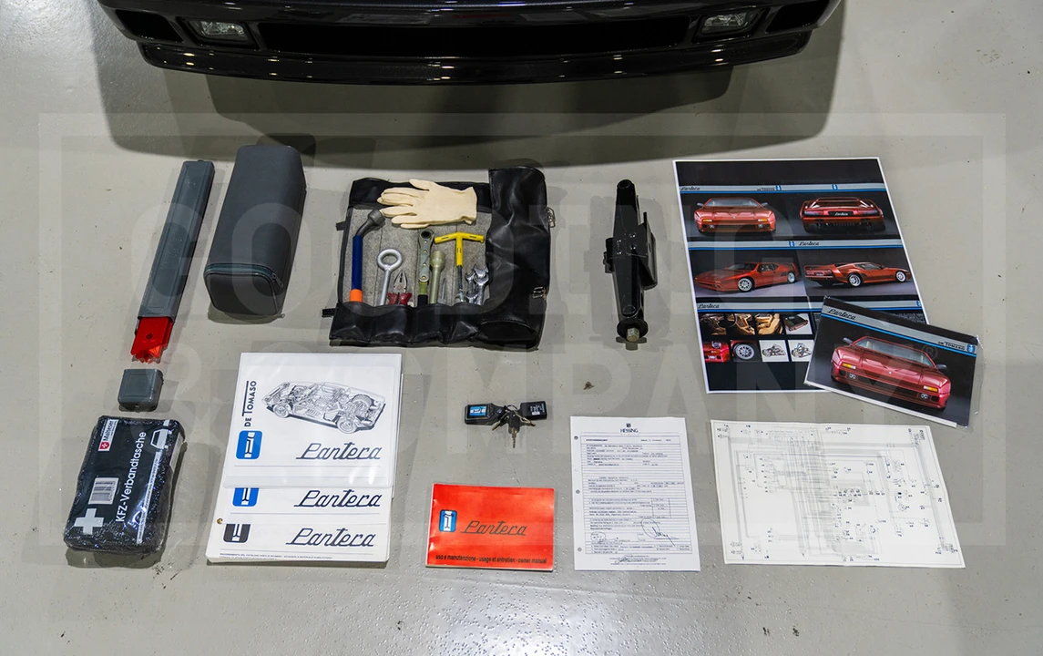 1991 DeTomaso Pantera - Image 17 of 20