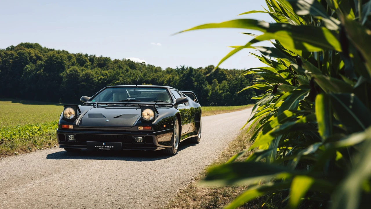 1991 DeTomaso Pantera - Image 10 of 31