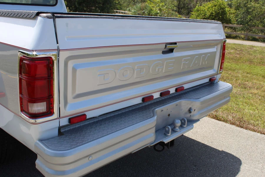 1991 Dodge Ram 1st Gen - Image 7 of 16