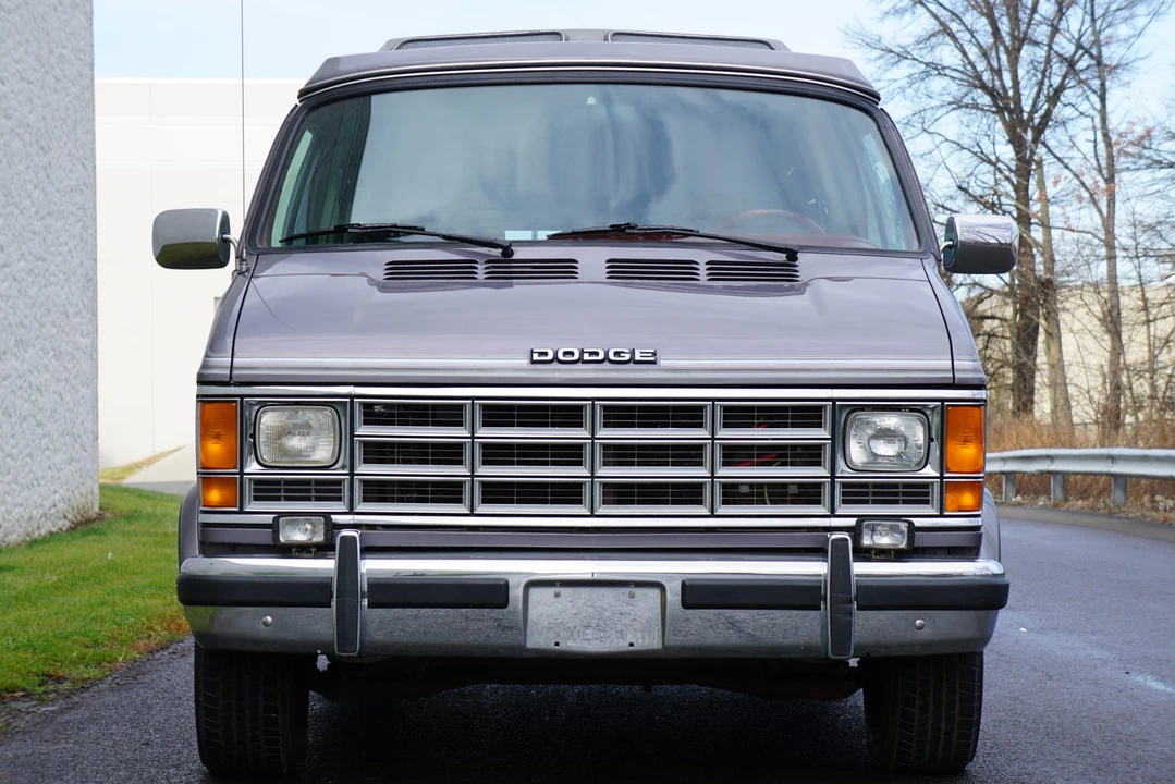 1991 Dodge Ram Van - Image 3 of 31