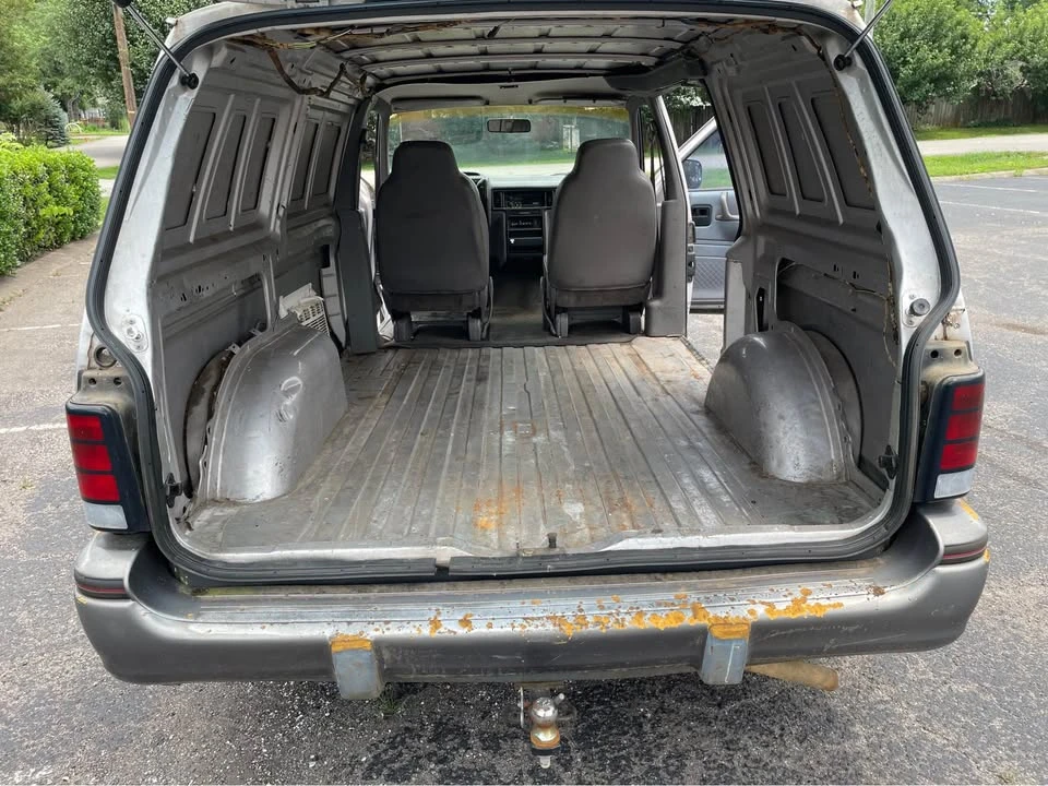 1991 Dodge Caravan - Image 12 of 20