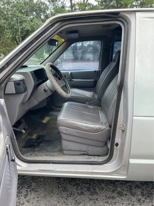 1991 Dodge Caravan - Image 16 of 20